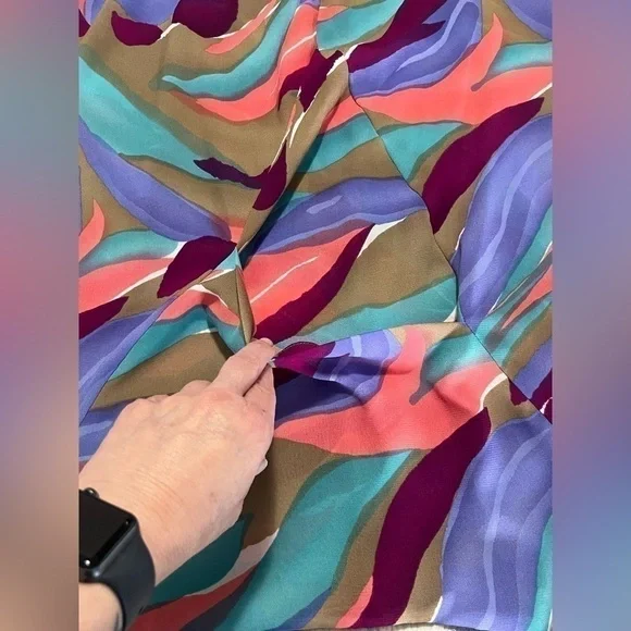 Multicolor Abstract Tunic - Picture 11 of 12